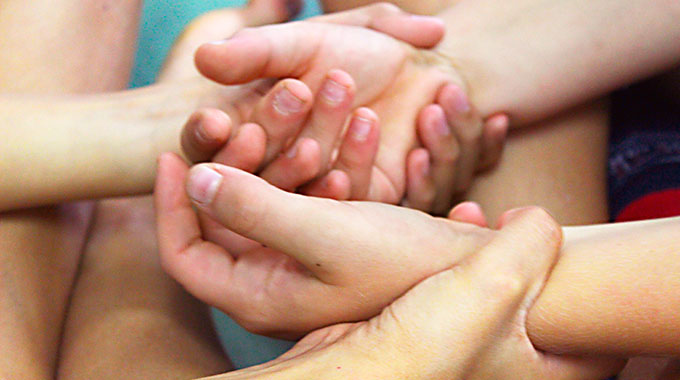 Persone Di Buona Volontà Danno Una Mano